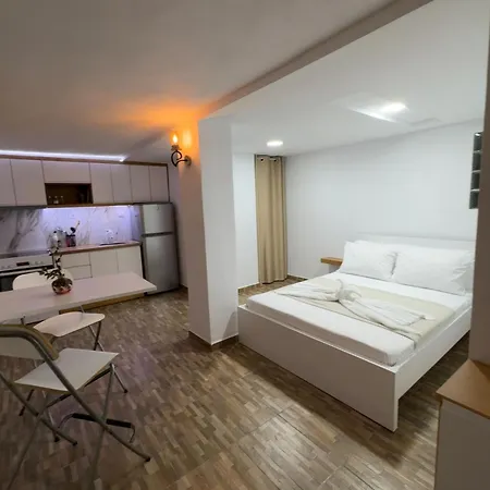 Vilabakiaj Pensjonat Tepelene